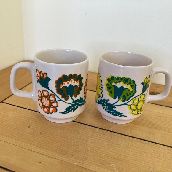 Flower Power Coffee Mug Pair Set Groovy Floral Vintage Romania Ironstone Ceramic - Picture 1 of 8